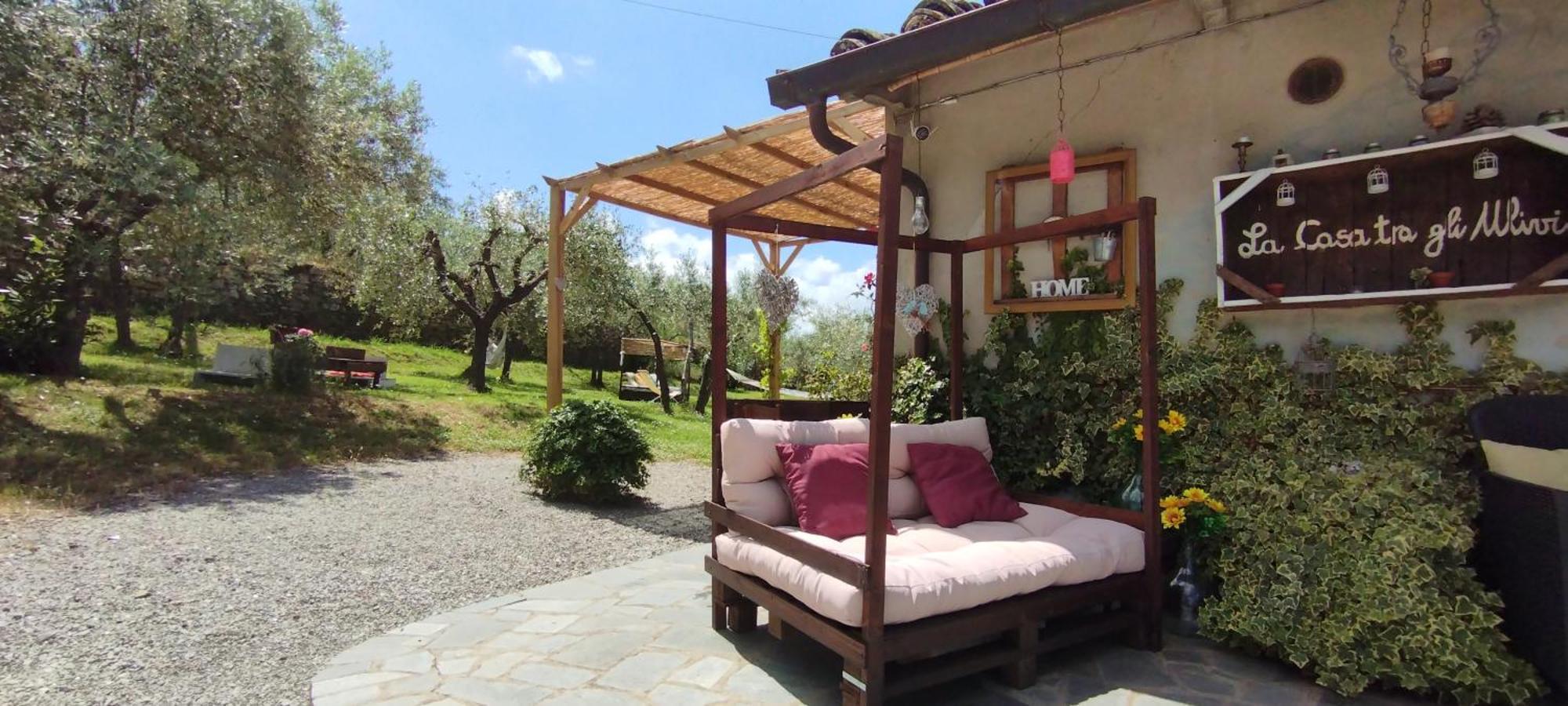 La Casa Tra Gli Ulivi Bed and Breakfast Cortona Exteriör bild
